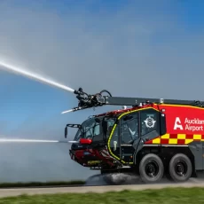 خودروی فرودگاهی Rosenbauer PANTHER